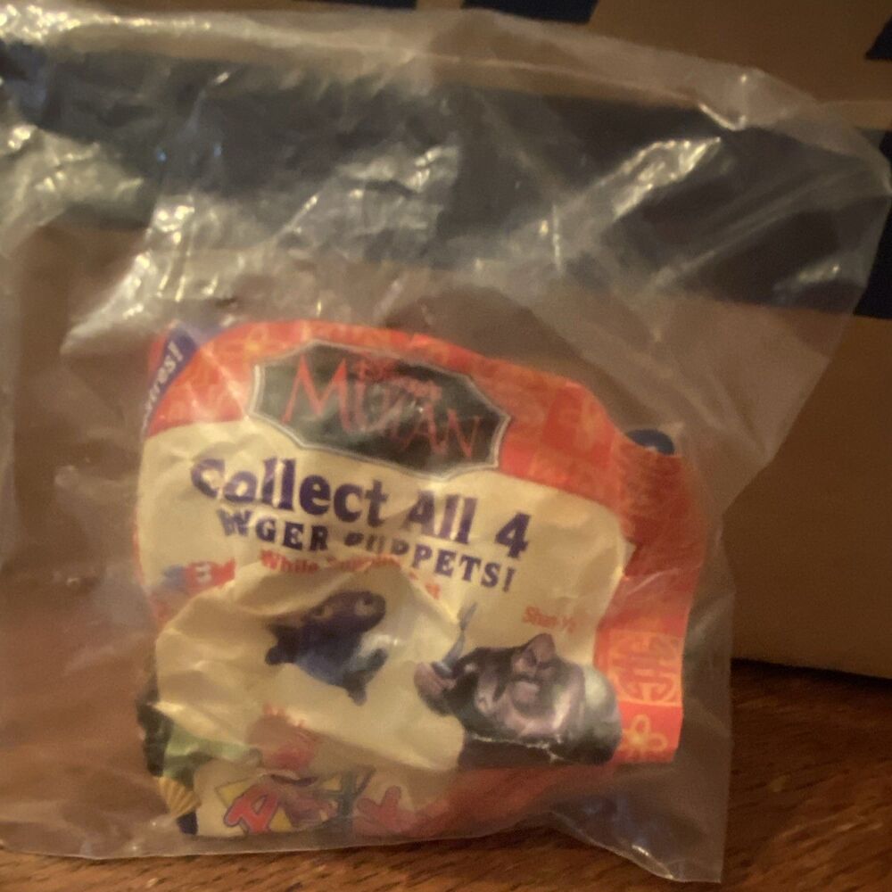 Blockbuster Disney Mulan Finger Puppets Vintage Toy in Sealed Bag (1998)